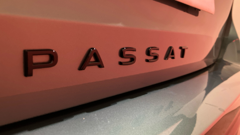 Volkswagen Passat 1.5 eTSI R-Line 5dr DSG Petrol Estate